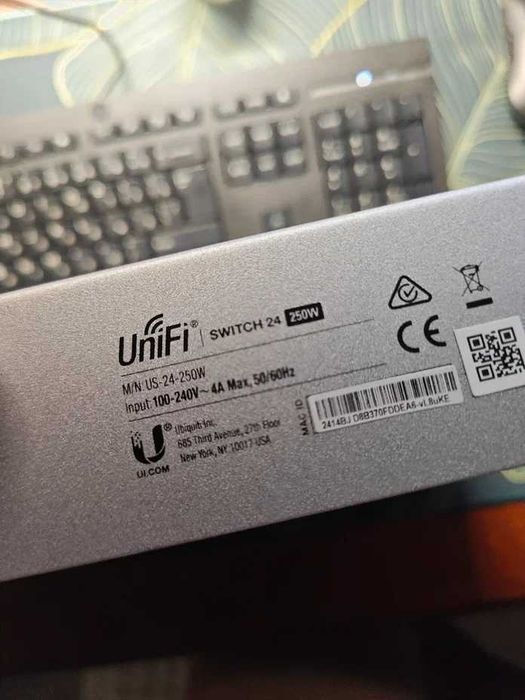 Коммутаторы UniFi и Ruijie гигабитные (24 и 28 портов)