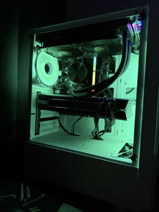 PC Gaming i3 13100F RX 5700xt