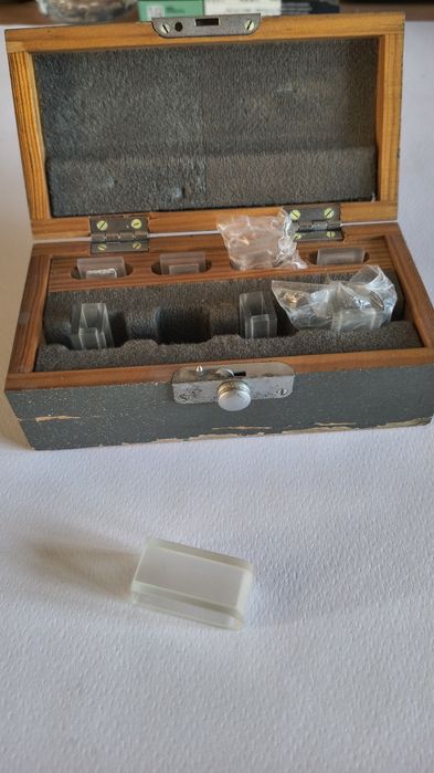 Кювети за спектрометър 0.5 и 1 см