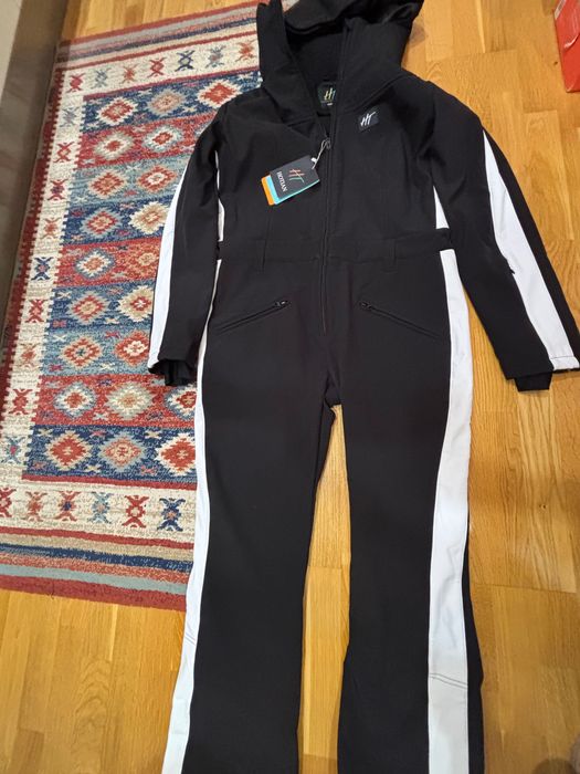 Costum de schi pentru femei