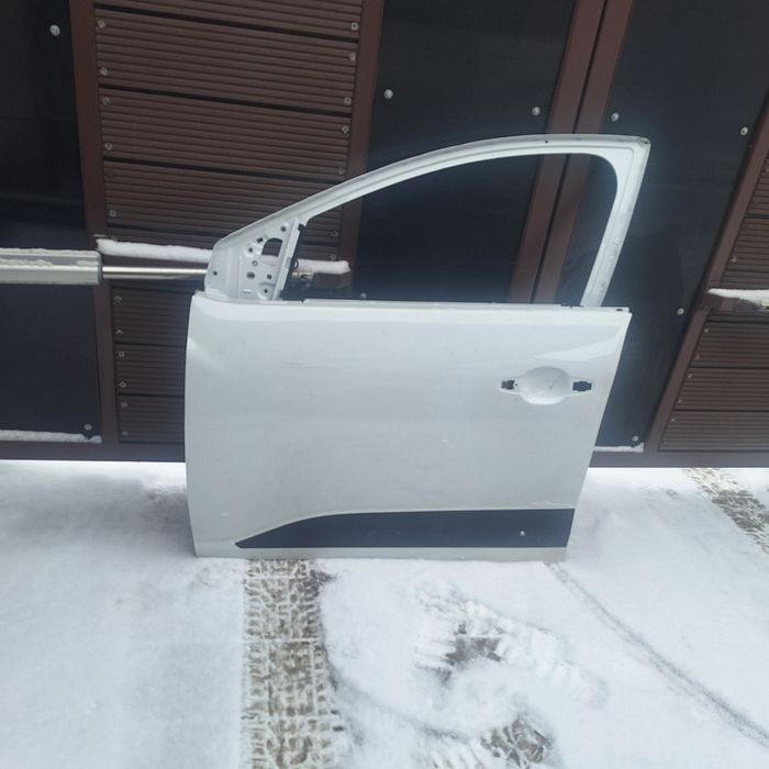 Usa stanga fata fata completa punte spate dacia logan sandero 3