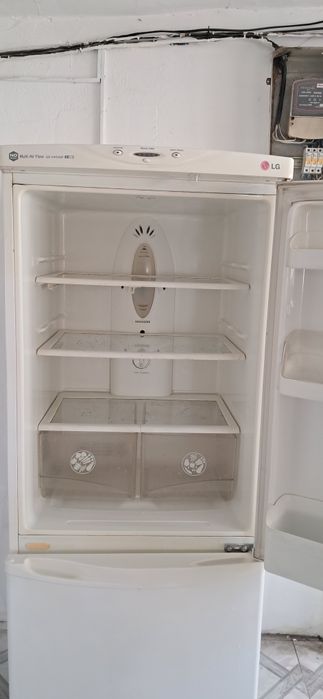 Продам холодильник LG 1 м 75 см