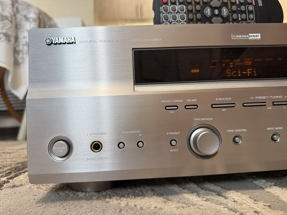 Yamaha RX-V557 Като нов