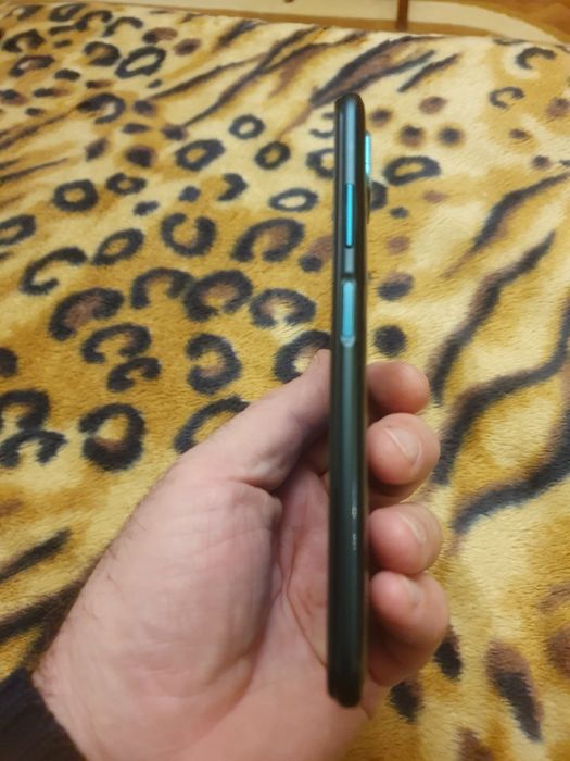 Huawei p40lite ca nou.