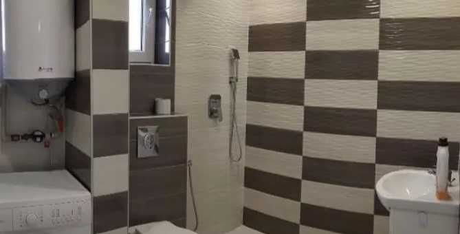 Дава се под наем Тристаен апартамент в Пловдив, Беломорски - 90 кв.м за 285.6 € - Снимка #1