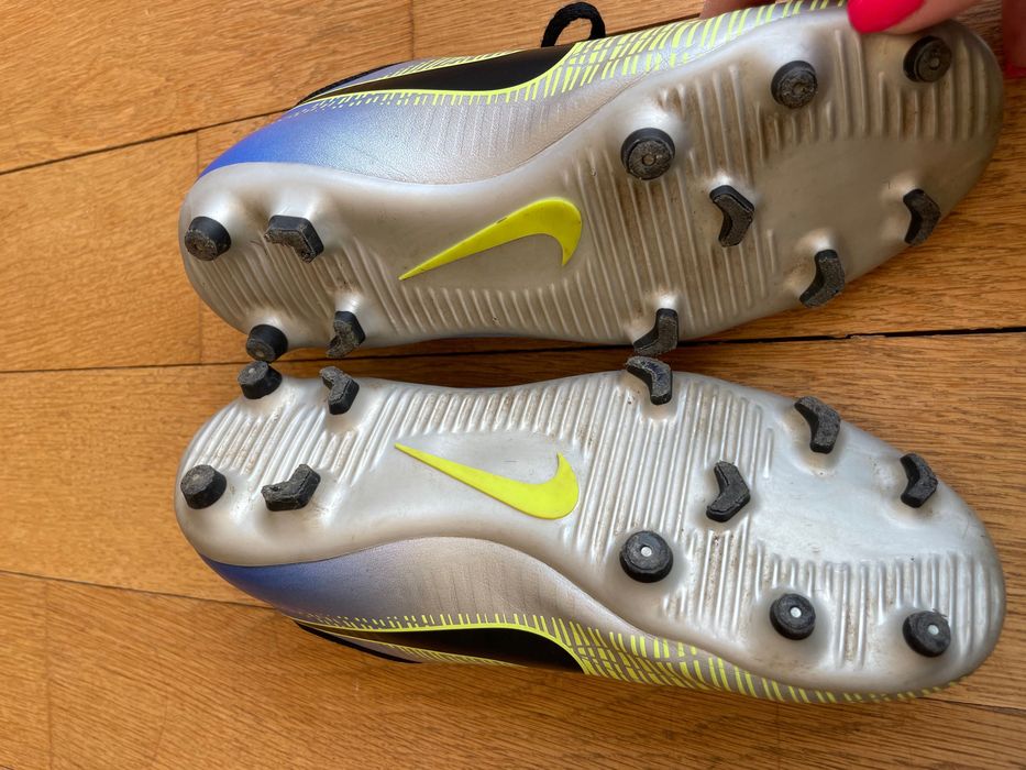 Бутонки Nike Mercurial