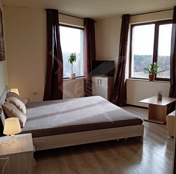 Продава се Двустаен апартамент в с. Николаевка, Област Варна - 70 кв.м за 600 €/кв.м - Снимка #6