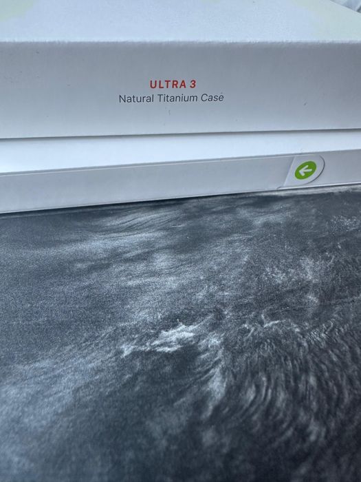 Apple Watch Ultra 3 -49mm - Natural Titanium - GPS + Celular - Sigilat