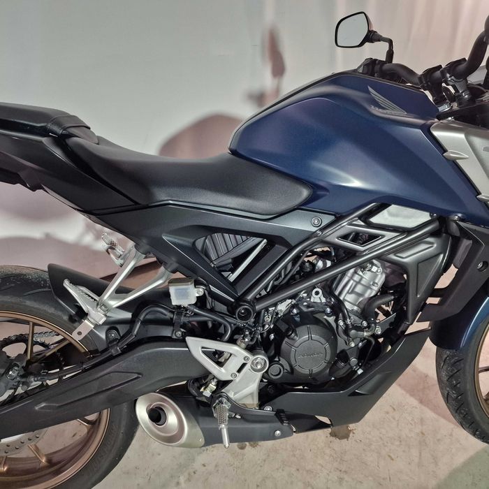 Motocicleta Honda CB 125 R ABS | H05601 | motomus.ro