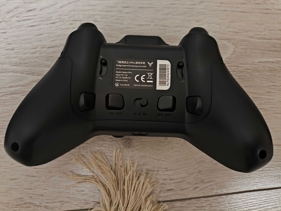 Игровой контроллер