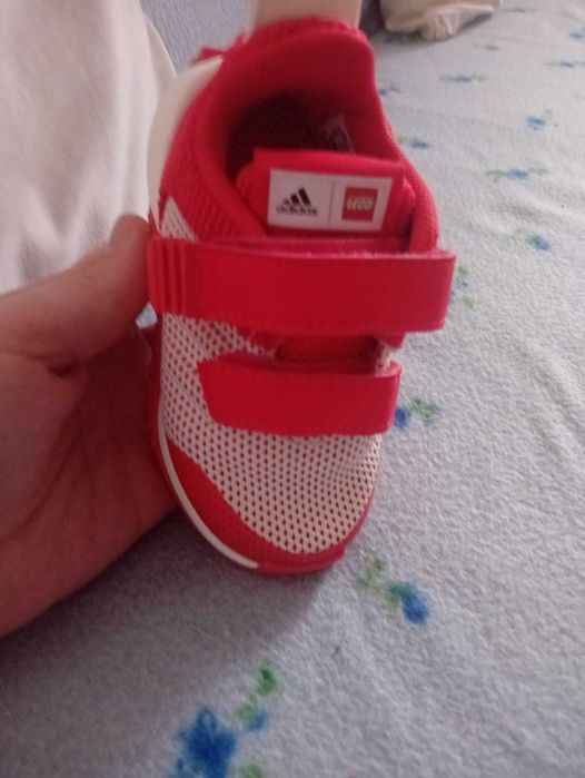 Adidas lego marimea 22