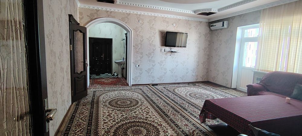 2 каватда 3 хонали квартира ижарага берилади.