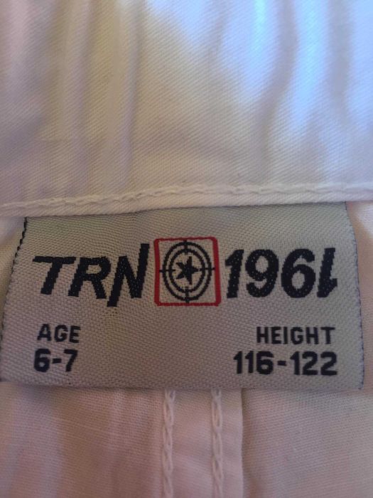 Дрехи -Къси панталони за 6-7г. размер 116-122