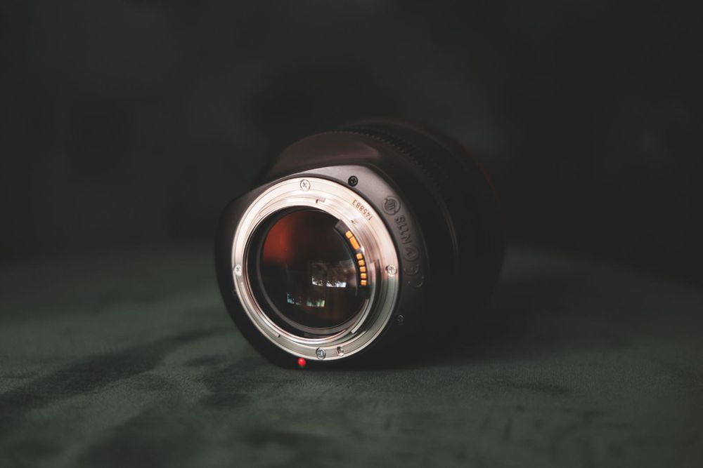 Canon EF 85mm f1.2L ii USM