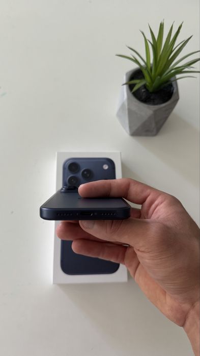 Iphone 17 Pro 256gb deep blue