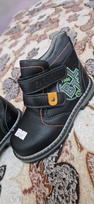 Обувь детская , совершенно новая ,27 размер.