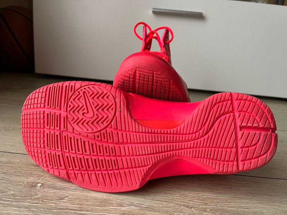 Nike Hyperdunk Go