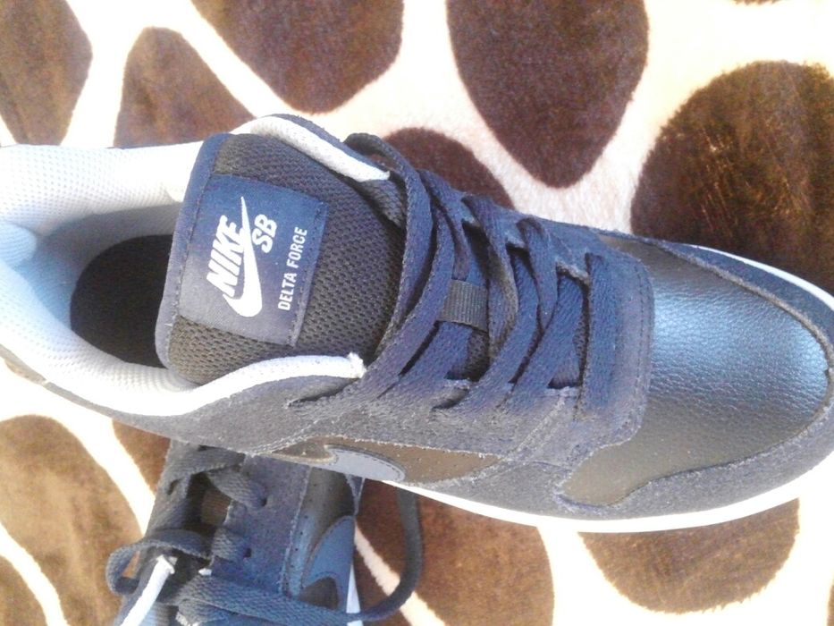 Adidasi Nike SB Delta Force, noi in cutie