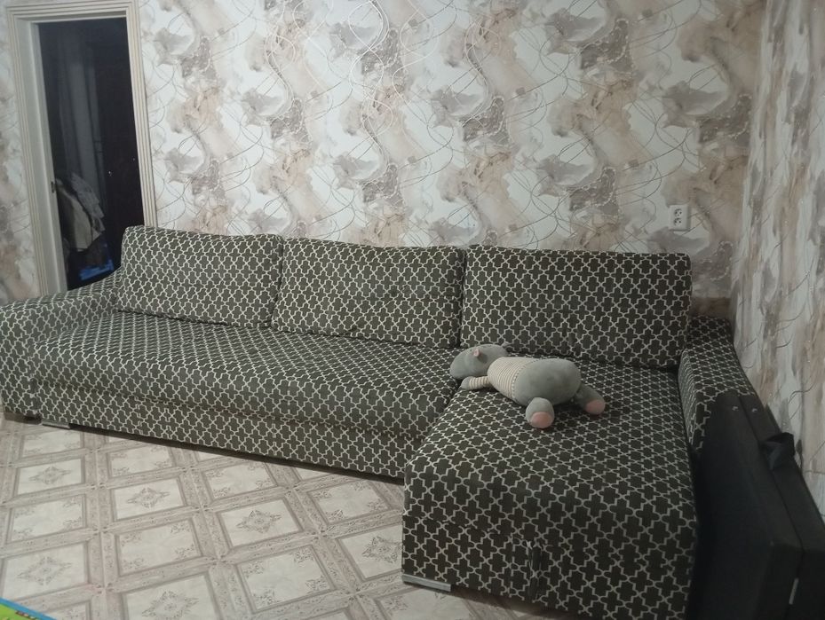 Продам угловой диван