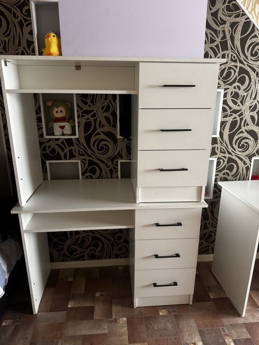 Маникюрный стол 3 шт