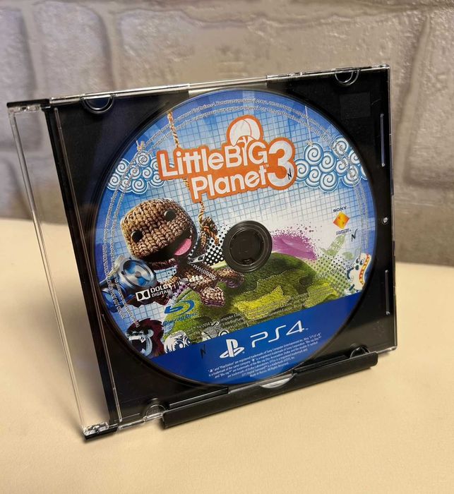 Продам игровую приставку PS5 с играми