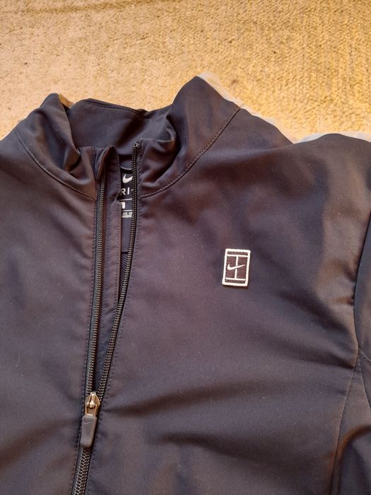 Nike dri fit мъжко горнище S размер.