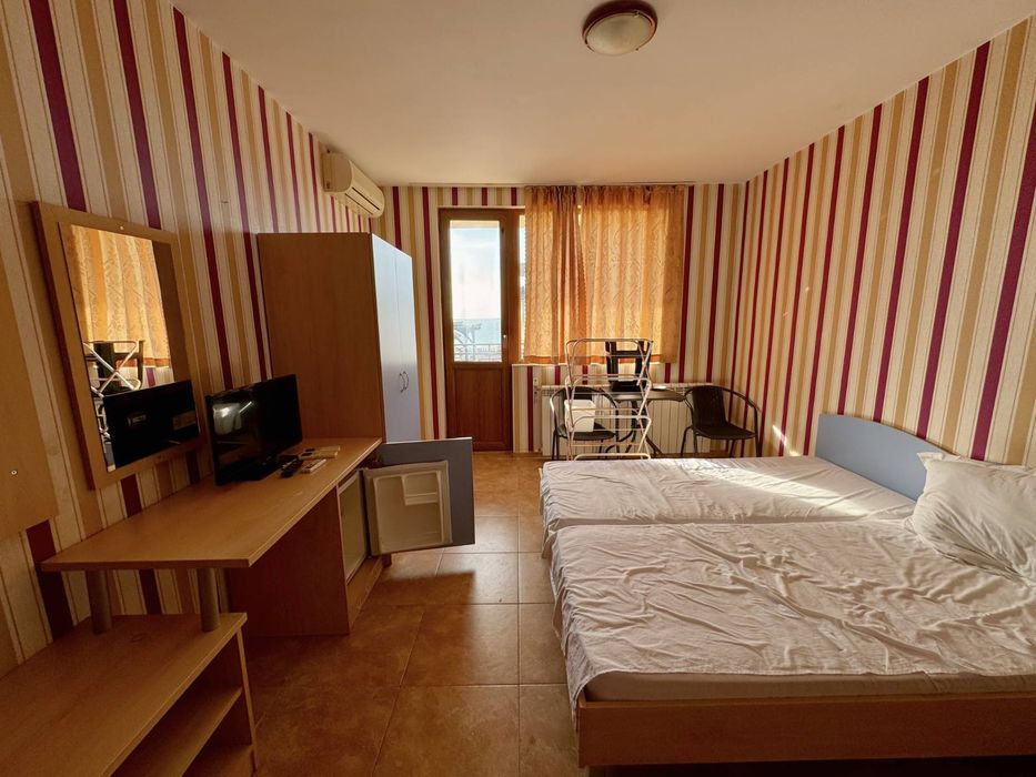 Продава се Къща в Свети Влас - 400 кв.м за 523 €/кв.м - Снимка #3