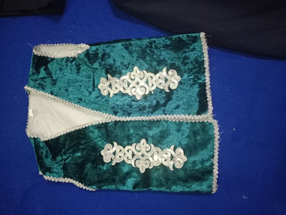 Костюмы для мальчика.