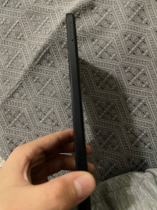 Продам телефон редми нот 12