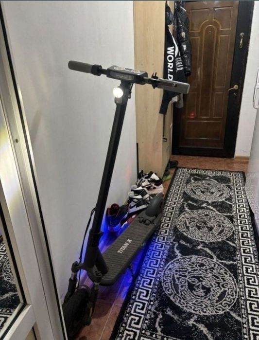 Vând trotinetă myria titan X