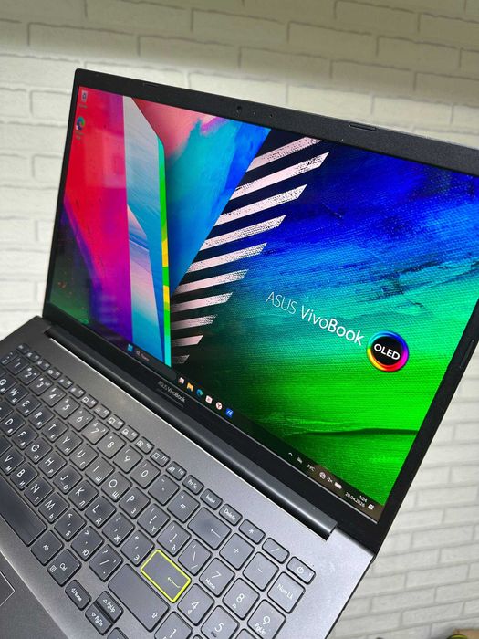 OLED ноутбук ASUS с отличной скидкой