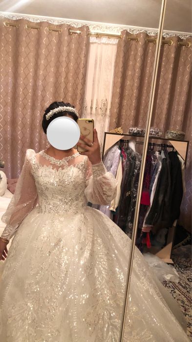 Свадебное платье