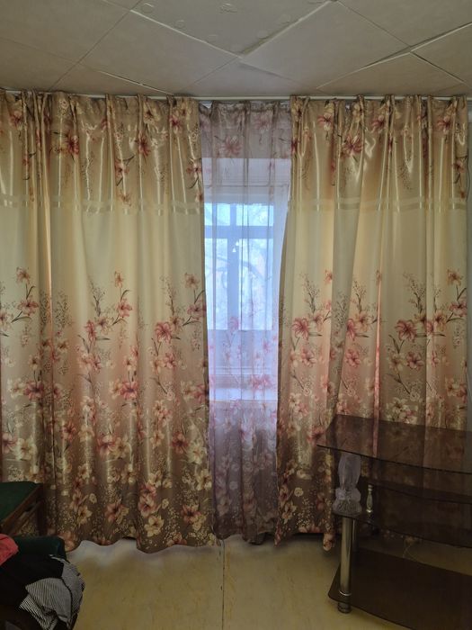 Продам шторы недорого