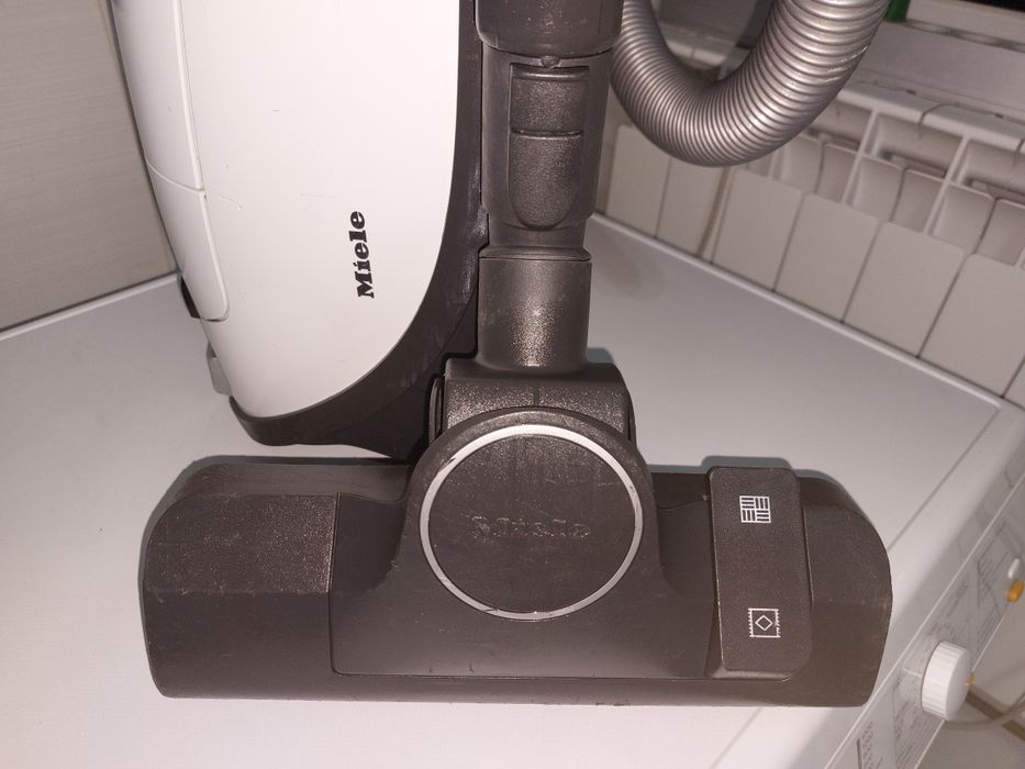 Прахосмукачка Miele S8340 EcoLine