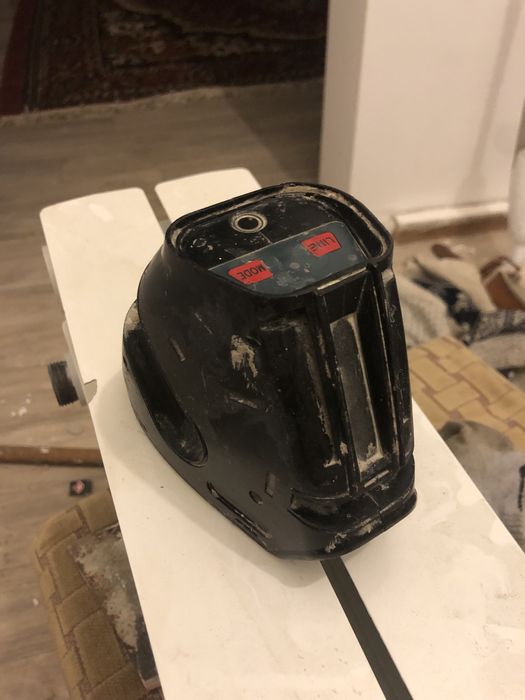 Болгарка, перфоратор, лазерный уровень;