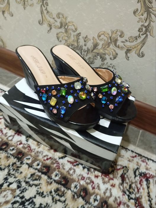 Sotiladi Srochna Yengi Tavarlar