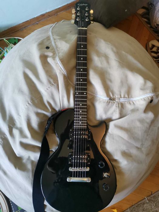 Ел Китара Epiphone Special II