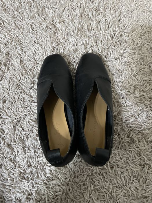 Женские кожаные туфли