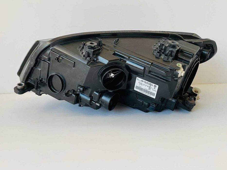 фар десен VW Caddy 2015-2020 г. #1046V.