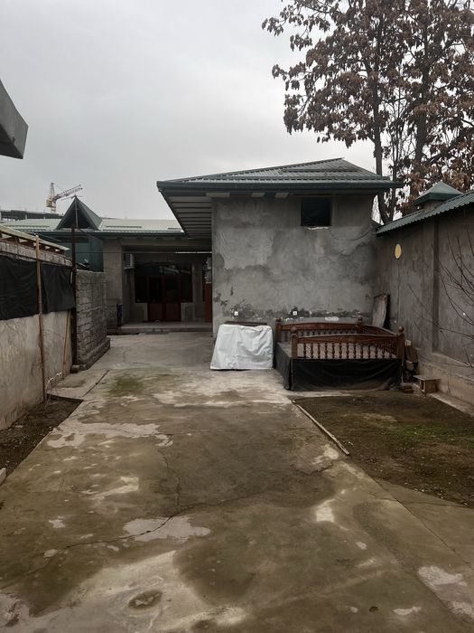 Яшнобод туманида  Метро яқинида  90 % битган уй