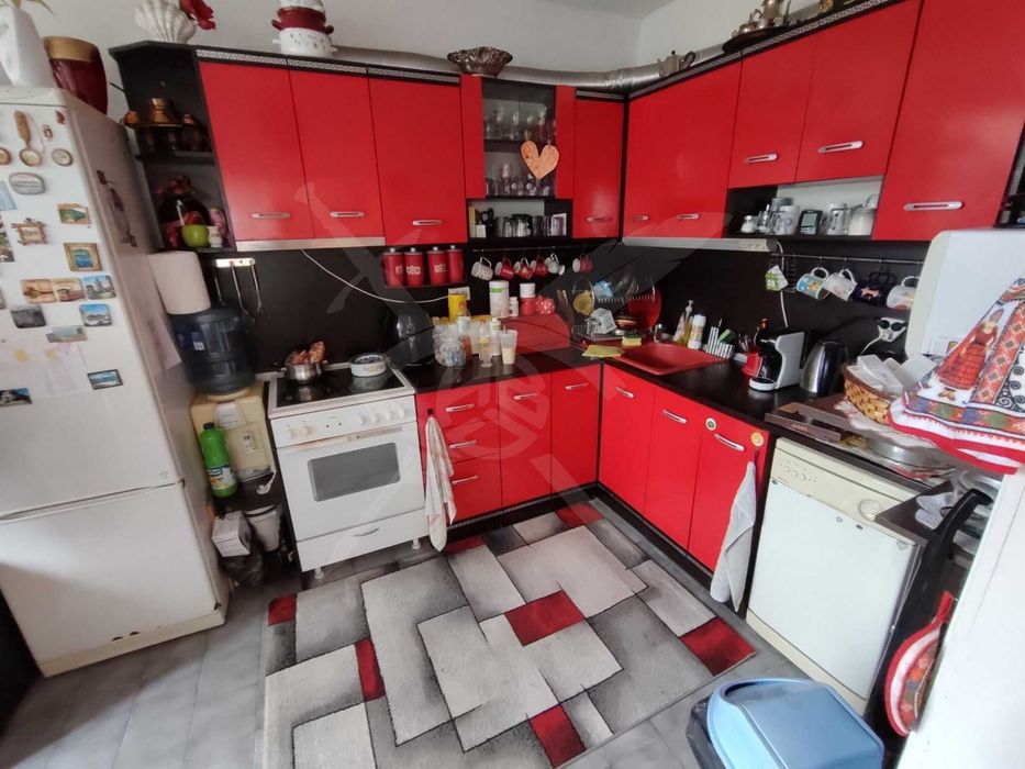 Продава се Къща в Варна, Аспарухово - 180 кв.м за 1000 €/кв.м - Снимка #3