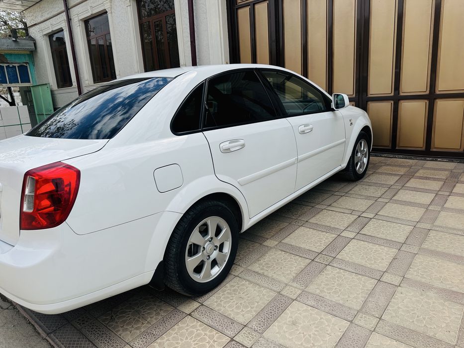 Жентра 2023 автомат срочно сотилади