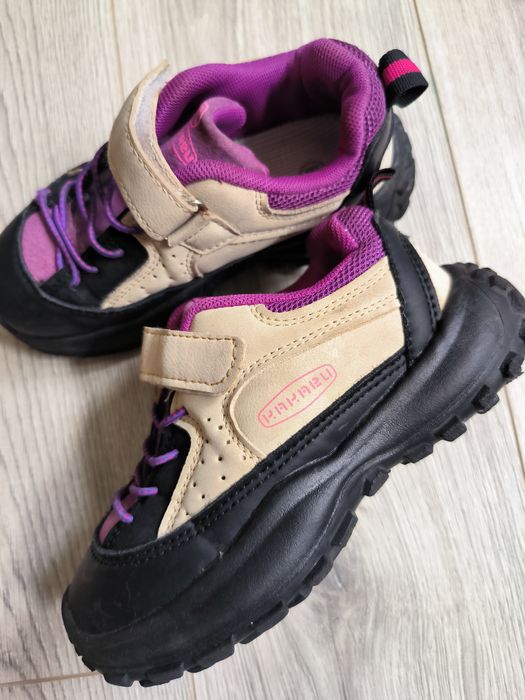 Кроссовки детские 26 р-р