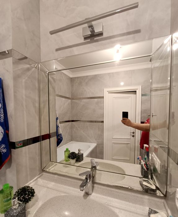Продается зеркало