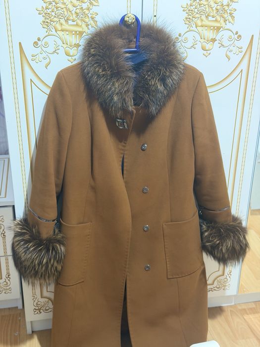 Польто почти новая