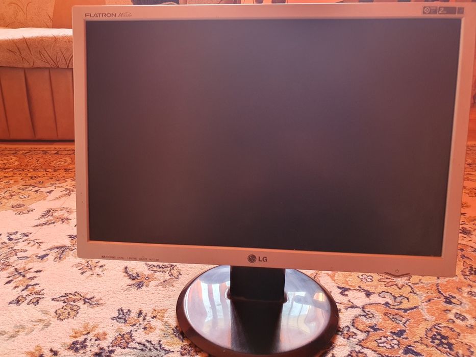 Monitor LG Flatron Wide
