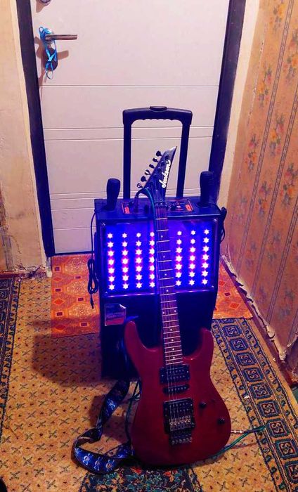 Продам акустическую колонку с подключением  музыкальных инструментов