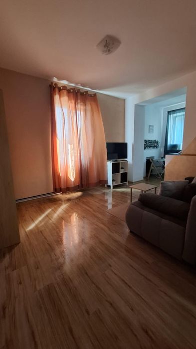 Apartament cu o camera in chirie.