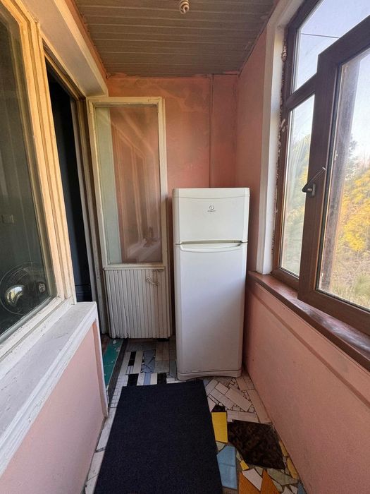 Sheriklikka kvartira akuratni bollarga