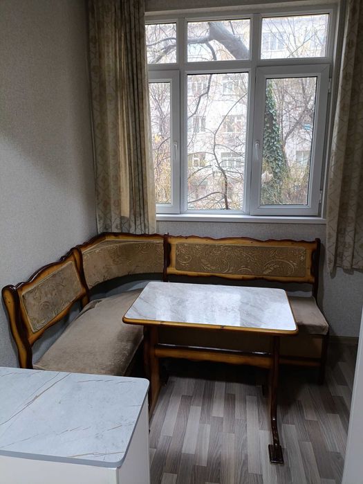 Сдам однокомнатную квартиру в Яшнабадском районе.